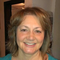 Amy Hawes Photo 22