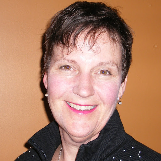 Lori Atkinson Photo 35