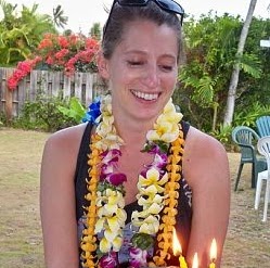 Julie Hill Photo 9