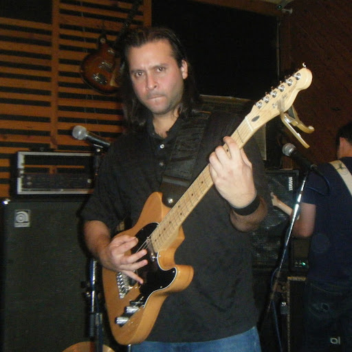 Alberto Negron Photo 23