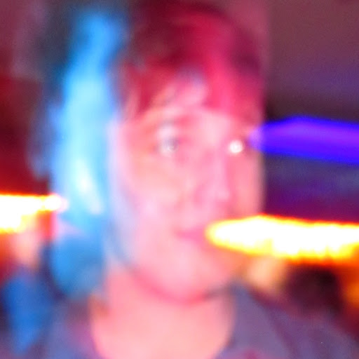 Elliott Cook Photo 4