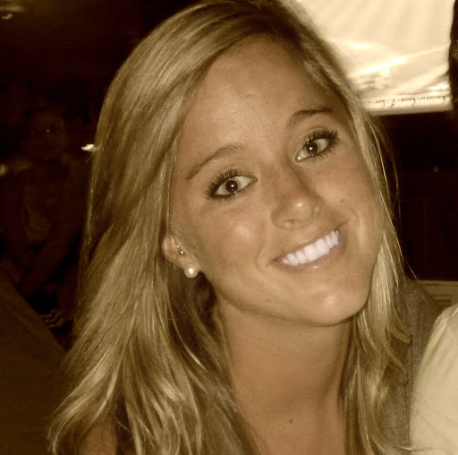 Hailey Thompson Photo 28