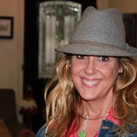 Jennifer Abell Photo 35
