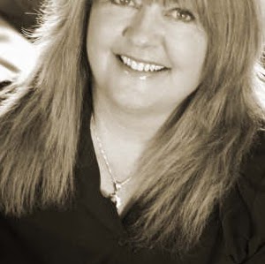 Wendy Fisher Photo 37