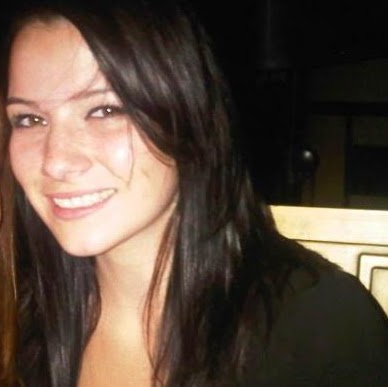 Courtney Thacker Photo 2
