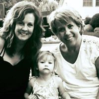 Lisa Lakin Photo 11