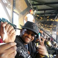 Calvin Perry Photo 26