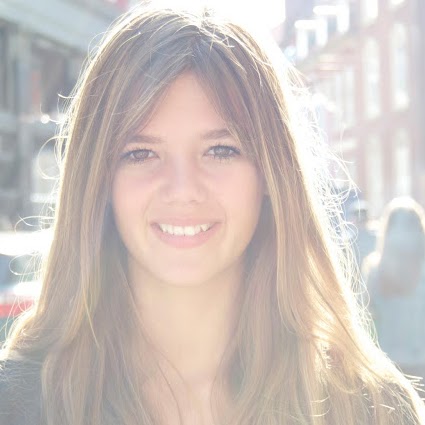 Cassandra Frey Photo 12