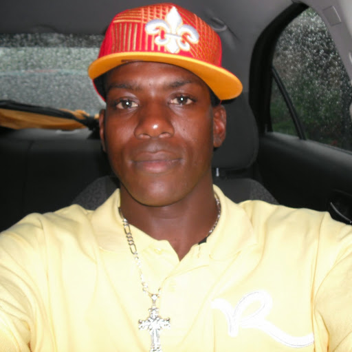 Ramon Thompson Photo 35