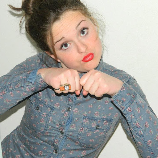 Shannon Morris Photo 17