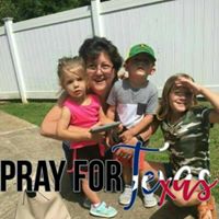 Debra Dennis Photo 39
