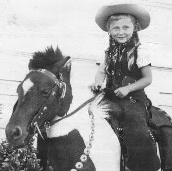 Sharon Garner Photo 39