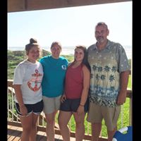 Elizabeth Kays Photo 16