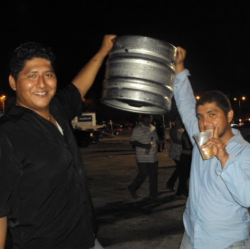 Saul Valencia Photo 27