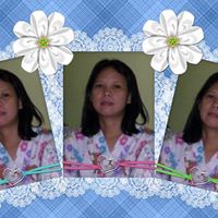 Jocelyn Robles Photo 17
