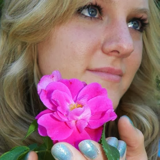 Kendra Bennett Photo 39