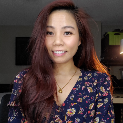 Hannah Trinh Photo 5