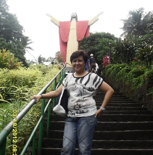 Renee Reyes Photo 16