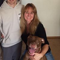 Stacey Schneider Photo 34