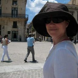 Amy Knowles Photo 33