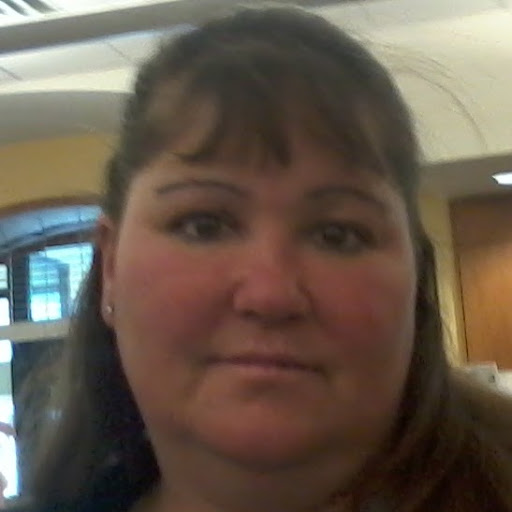 Julie Hale Photo 38