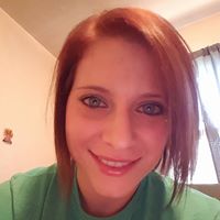 Danielle Clements Photo 29