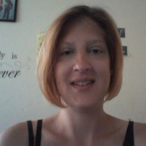 Rebecca Wilcox Photo 32