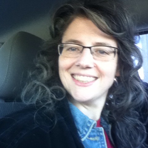 Lisa Worthington Photo 32