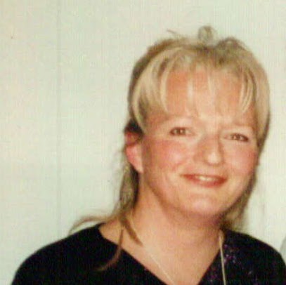 Julie Spellman Photo 8