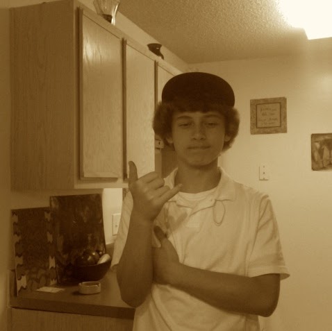 Marcus Flores Photo 33