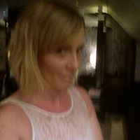 Julia Pope Photo 10