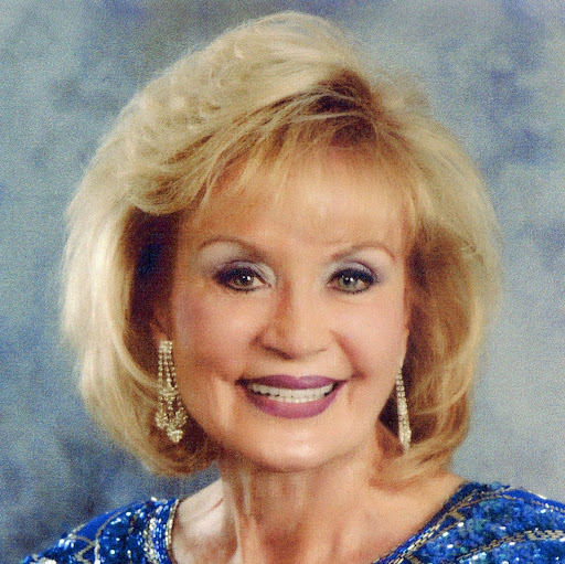 Barbara Barton Photo 15