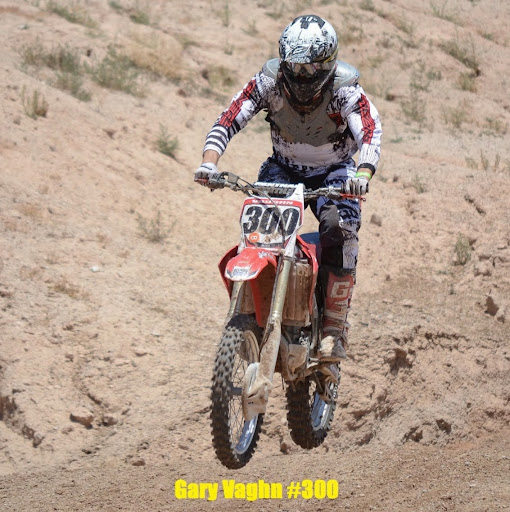 Gary Vaughn Photo 42