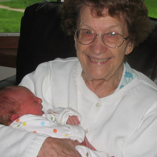 Lillian Peterson Photo 7