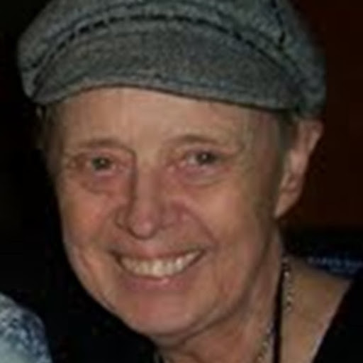 Carole Elizabeth Photo 3