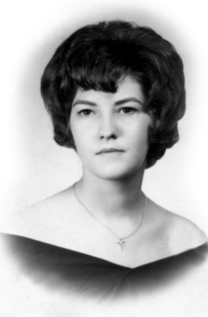 Roberta Miller Photo 15