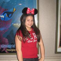 Esmeralda Portillo Photo 27