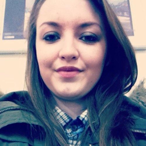 Rebecca Sims Photo 13