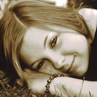 Jennifer Faber Photo 25