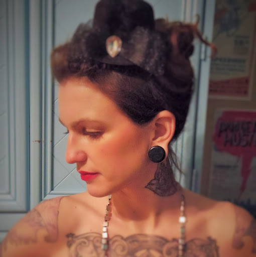 Lindsay Cooley Photo 28