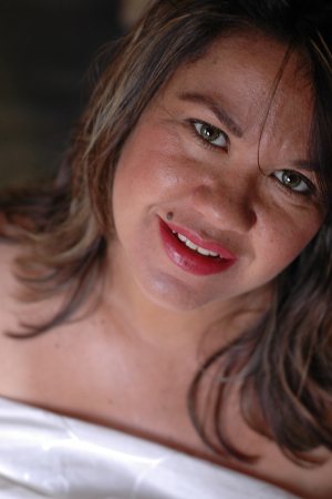 Debora Ramos Photo 23
