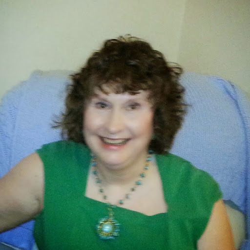 Margaret Lyons Photo 36