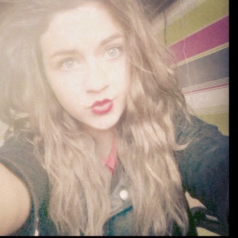 Jacqueline O'Connor Photo 13