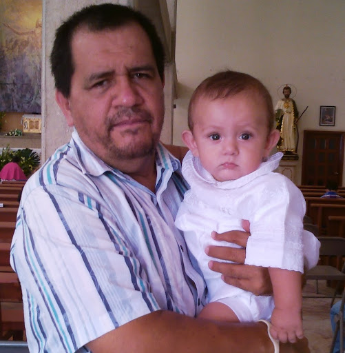 Arturo Guzman Photo 3