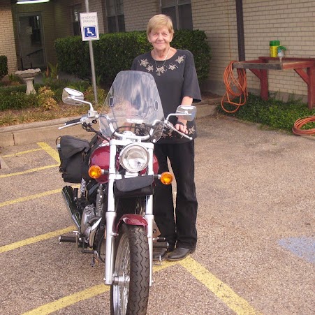 Vicki Chandler Photo 12