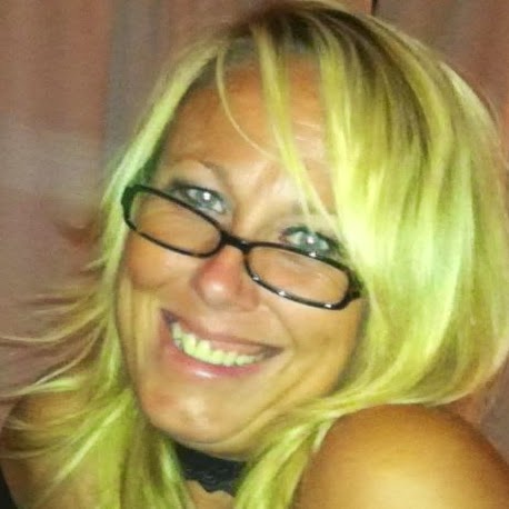 Samantha Goodwin Photo 7