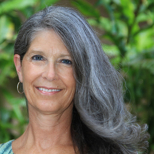 Donna Hart Photo 25