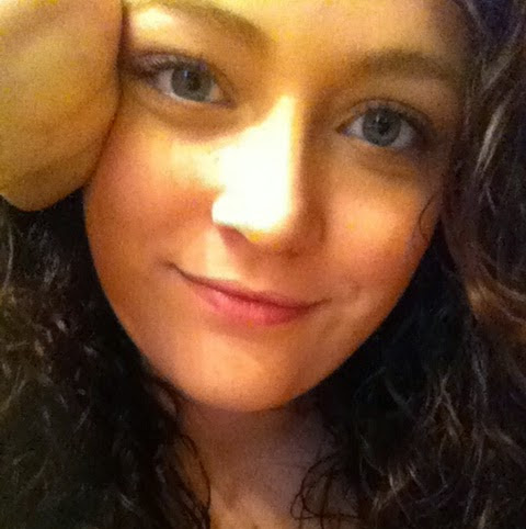 Nicole Thacker Photo 10
