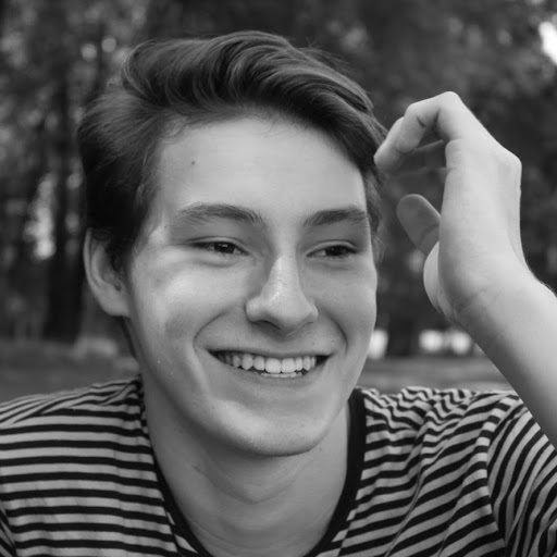 Conner Smith Photo 8