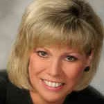Suzanne Jennings Photo 32